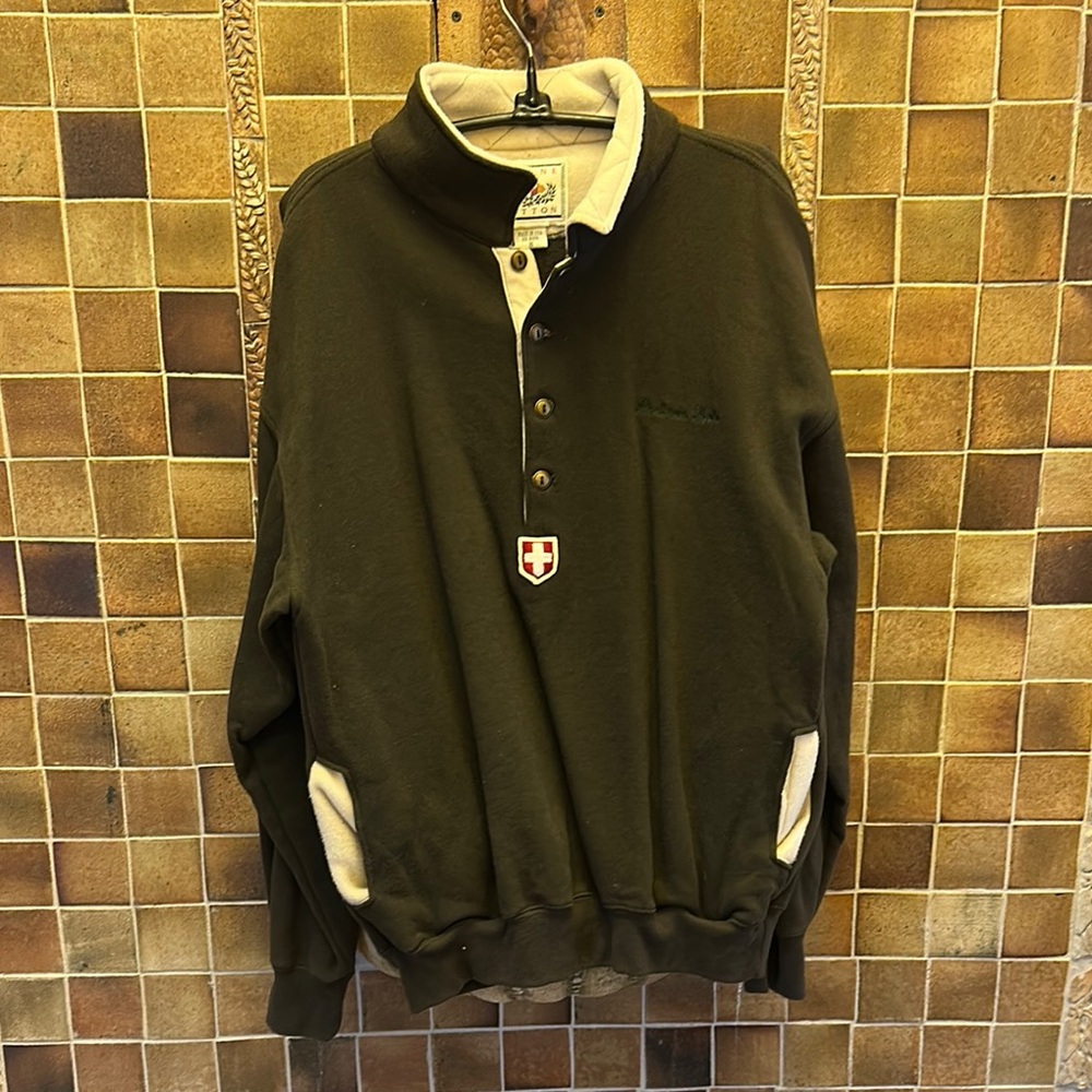 Men's Cotton Dk Military Green Pullover with Cream Accents Jackson Hole logo